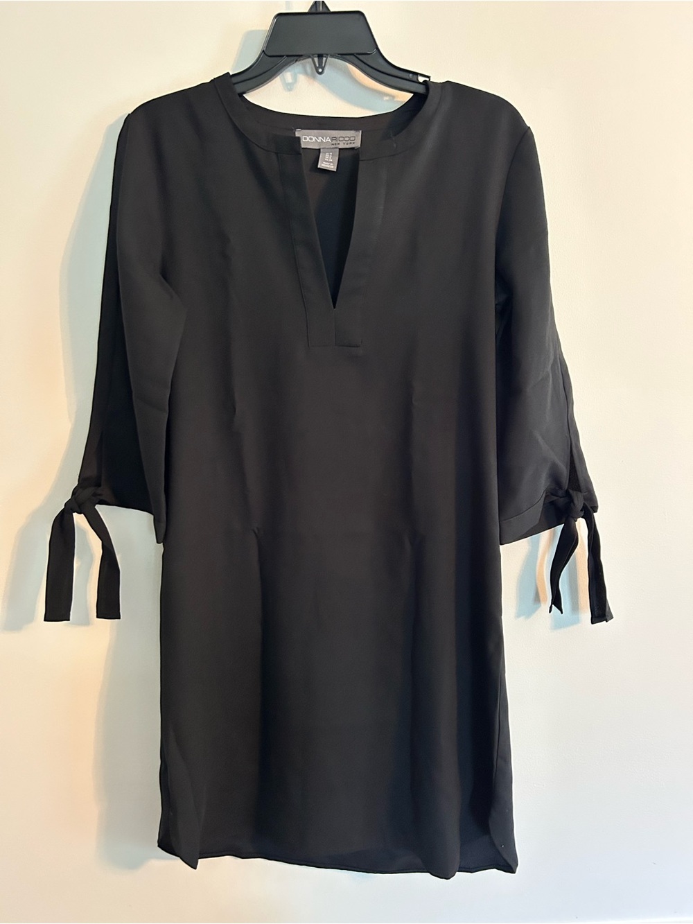 Donna Ricco Black V-Notch Tie-Sleeve Mini Dress